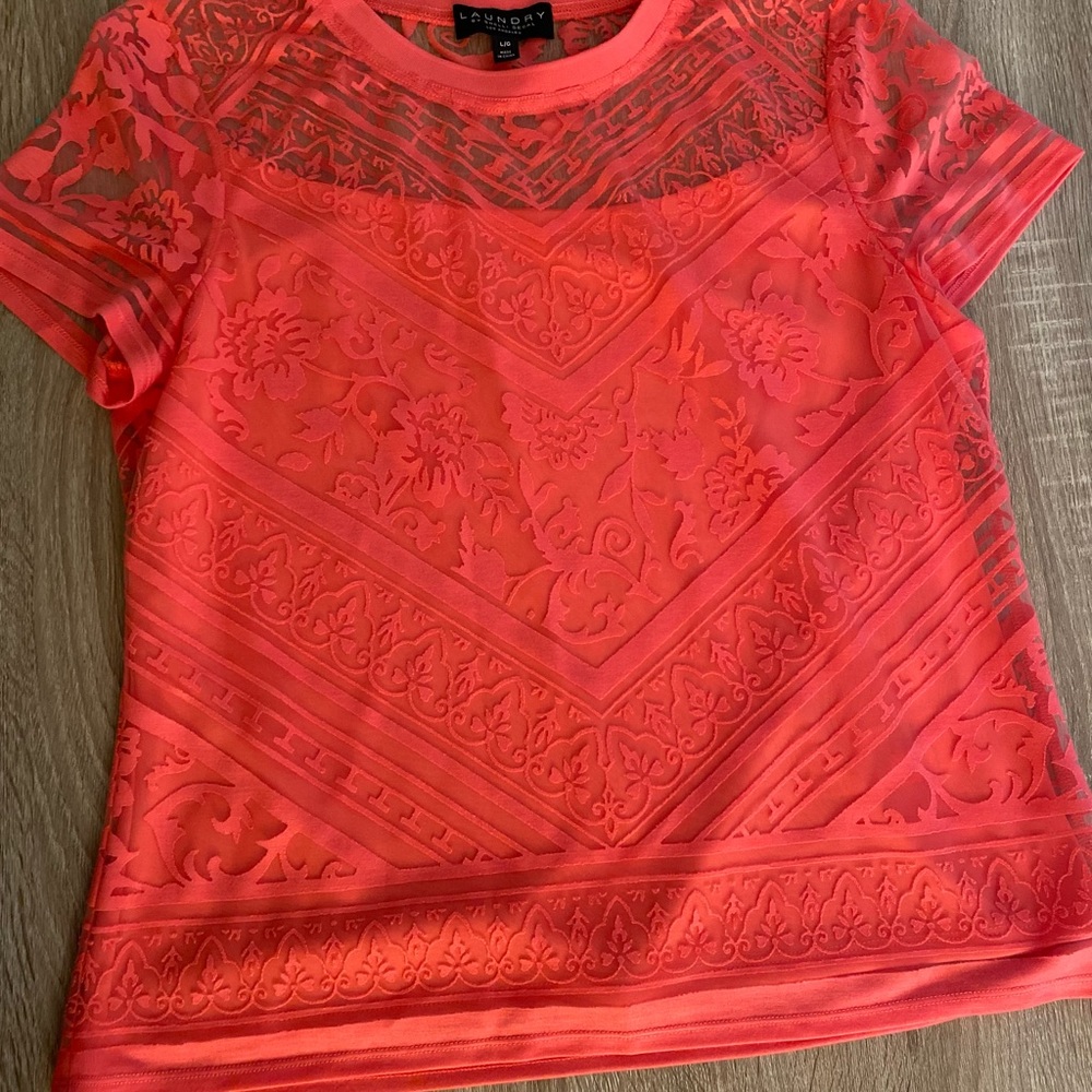 Woman’s Short Sleeve Blouse